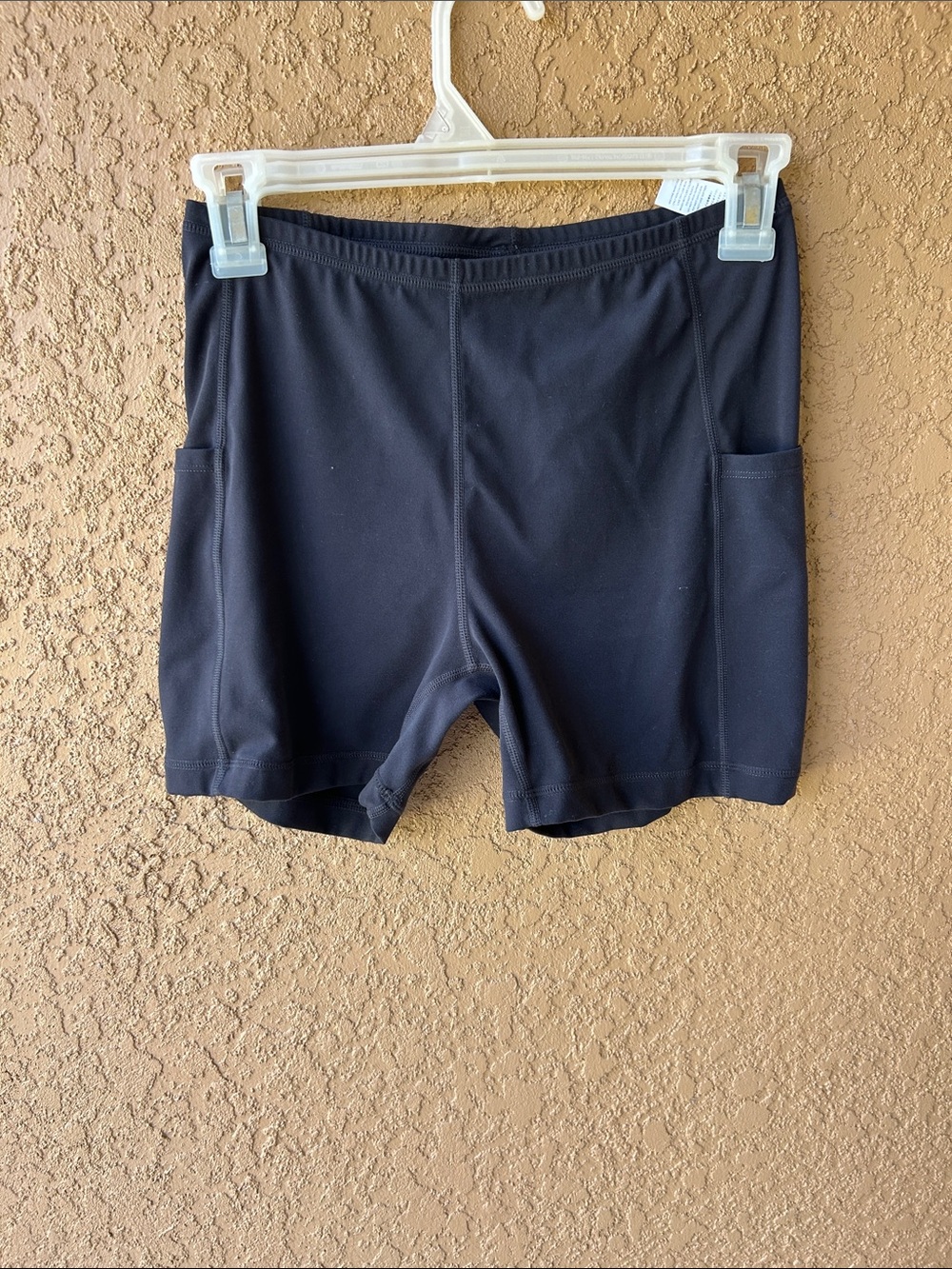 Women's Black Athletic Bike Shorts with Side Pockets
